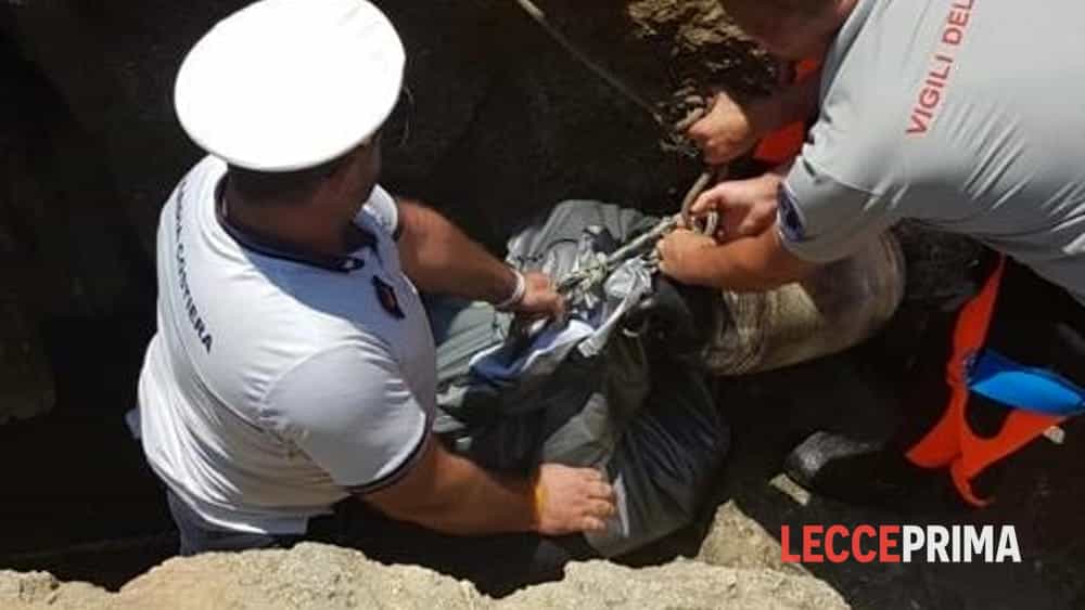 Ritrovato un sacco pieno di ossa a Roca, nel Salento: aperta un'indagine per stabilire l'origine dei resti (VIDEO)