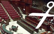 Referendum sul taglio dei parlamentari 2020: cosa prevede e come votare. Le ragioni del SÌ e del NO.