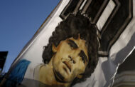 Morte Maradona: scatta l'accusa di omicidio colposo per sette persone