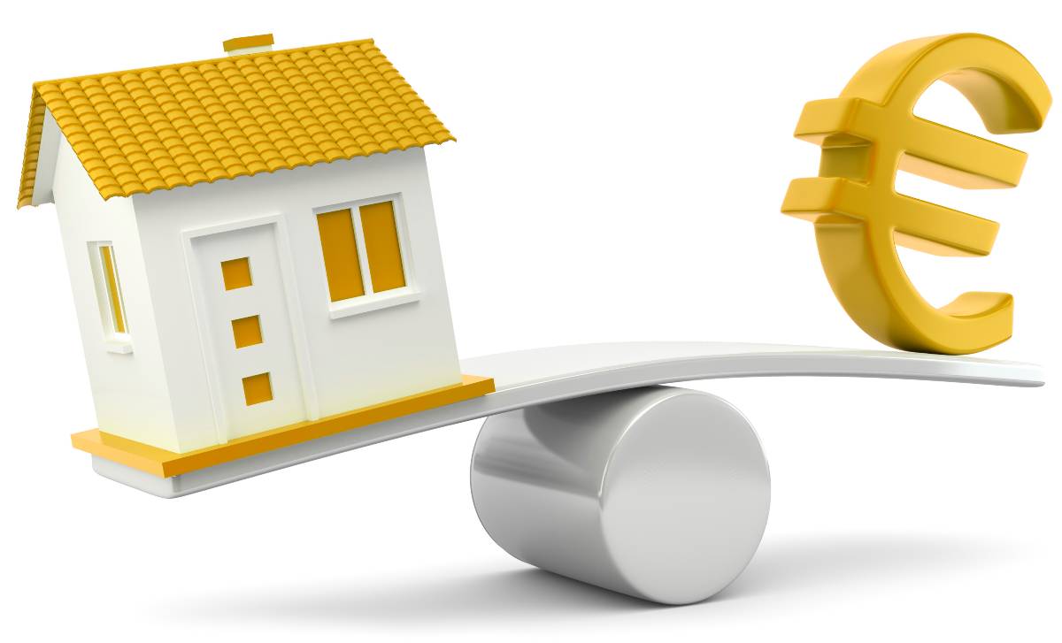 Tasso mutui 2022: aumenti al 35 % per molte imprese e famiglie